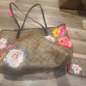 Flower coach tote with wallet